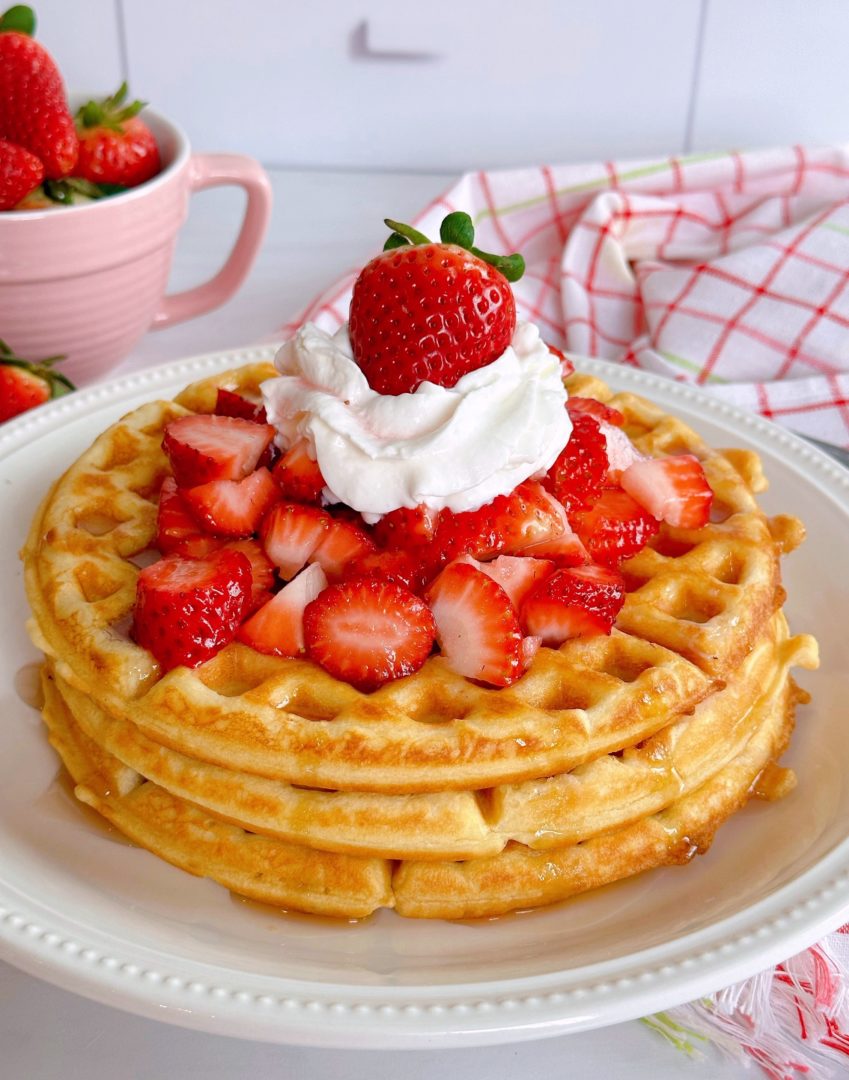 Strawberrywaffles. Norine's Nest