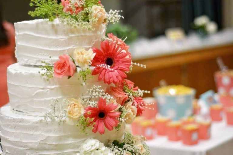 June… Summer, Love, And Weddings!