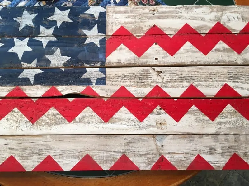 Fourth Pallet decor