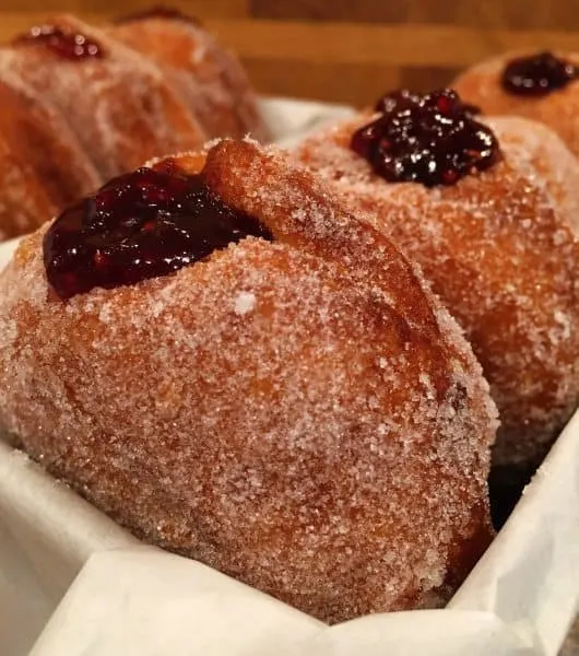 Raspberry chipolte doughnut