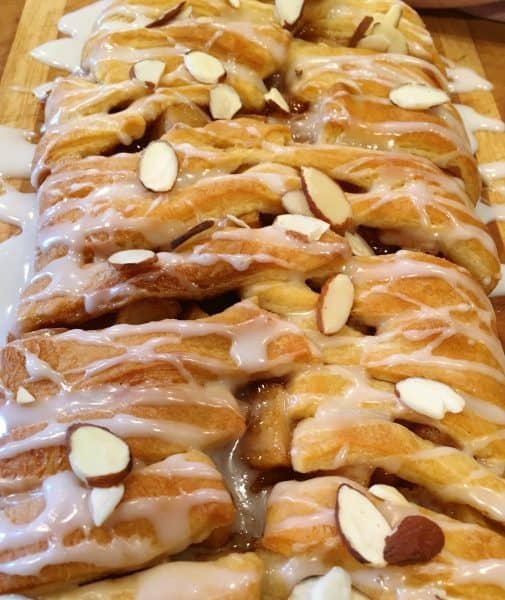 Apple Danish with nuts