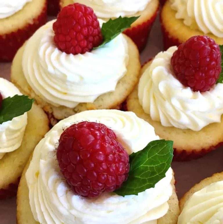Wedding Cupcakes ~ Ally and Spencer’s Big Day!