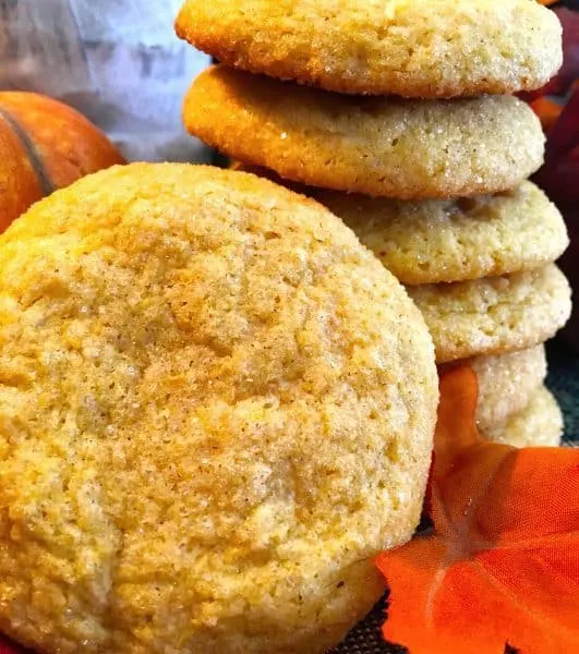 pumpkin-sugar-cookies-2