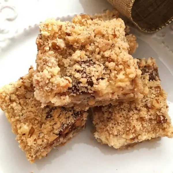 cheesecake-cookies on a plate ready to eat