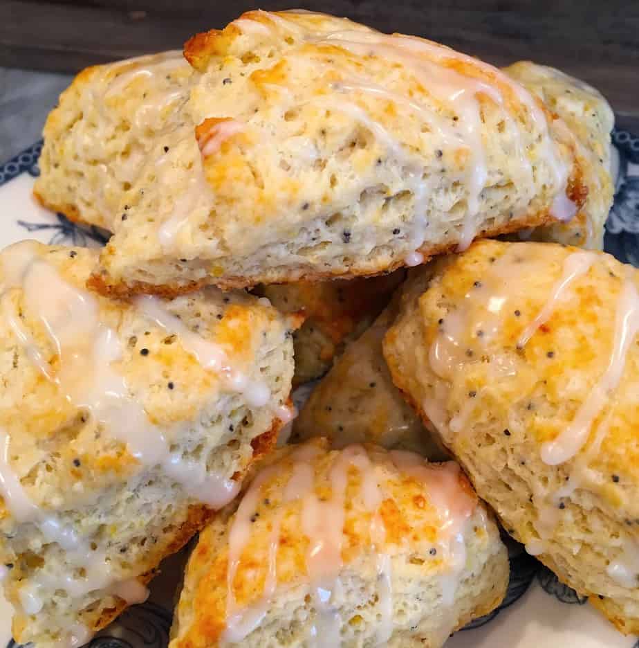 a plate filled with lemon flavored scones