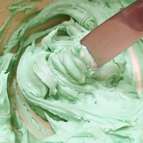 Green cream filling 