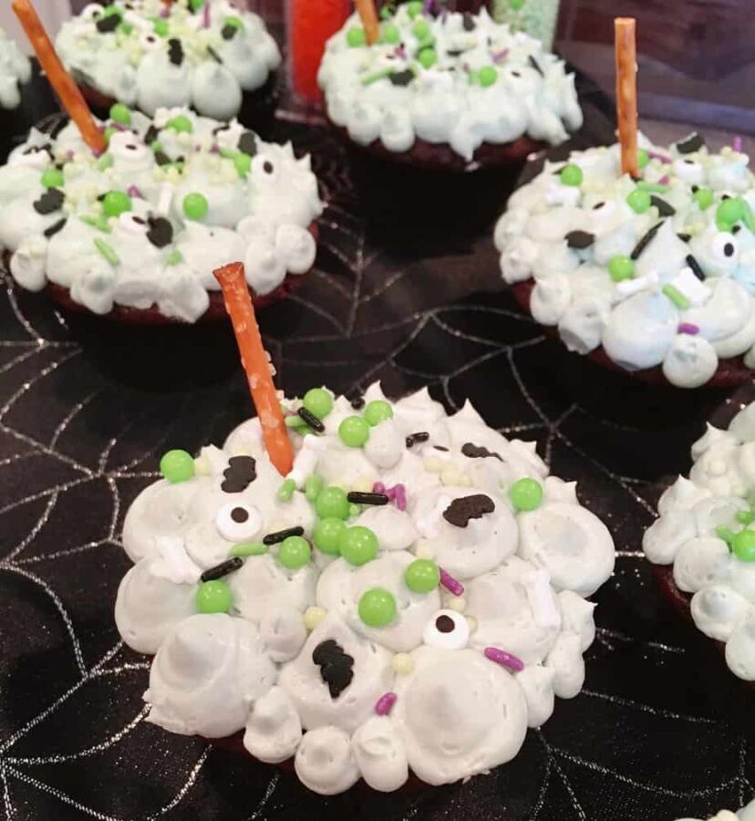 Halloween Cupcakes decorated like a witches cauldron