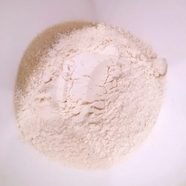 Filling sugar and flour