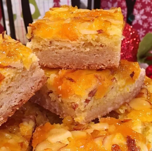 Almond apricot bars