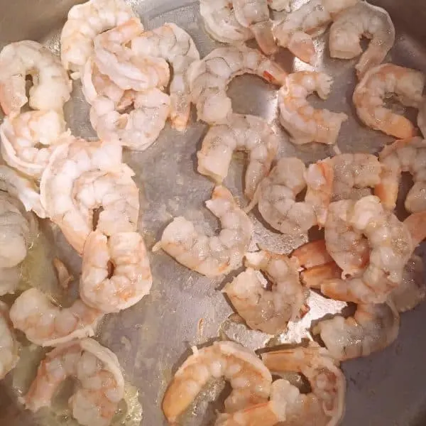 Cooking shrimp in large pot