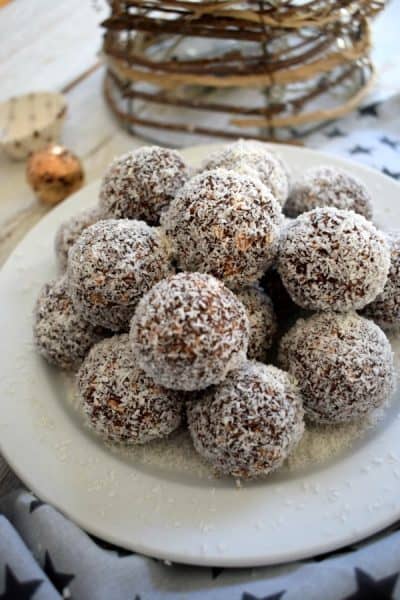 Newfoundland Snowball cookies