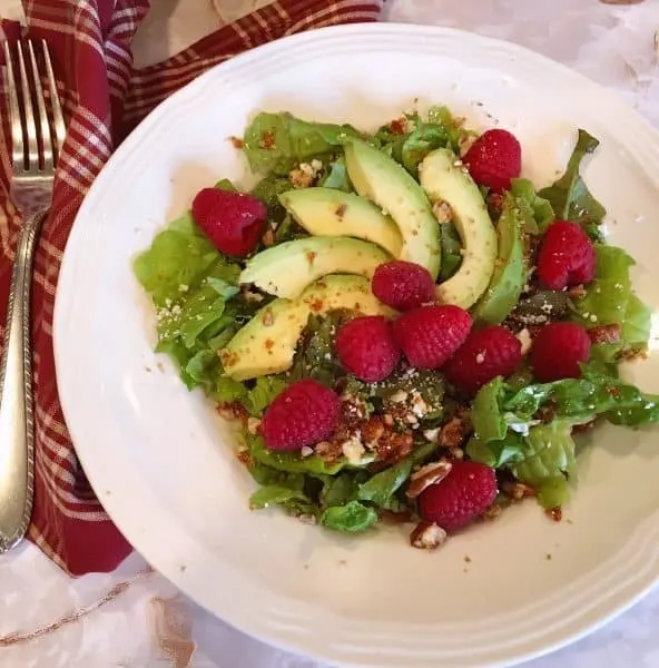 Raspberry Pecan Feta Cheese Salad