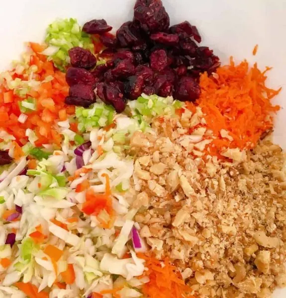 Ingredients fo Green Apple Slaw in medium bowl