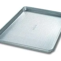 USA Pan Bakeware Extra Large Sheet Pan, Warp Resistant Nonstick Baking Pan, Made in the USA from Aluminized Steel