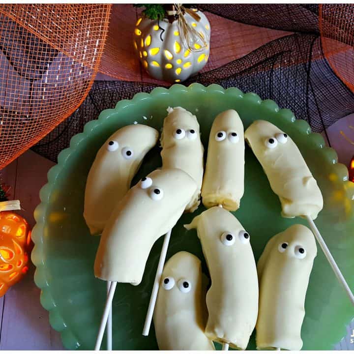 Image for White Chocolate BOO-Nana Ghost Pops