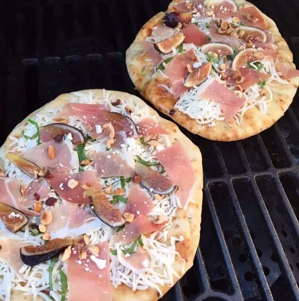 Two pizza's on the grill