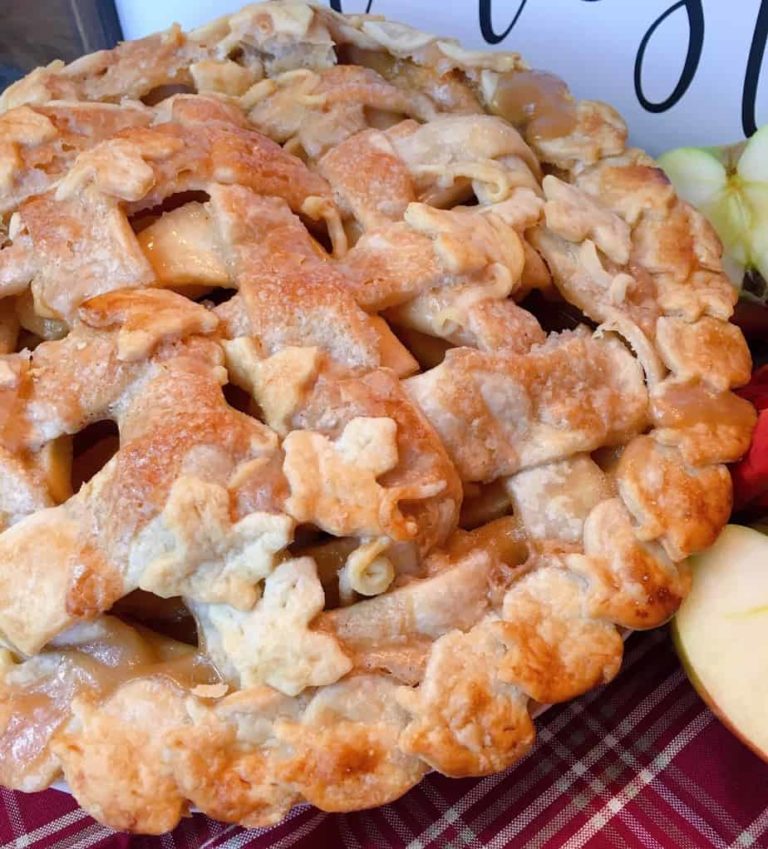 Spiced Caramel Apple Pie