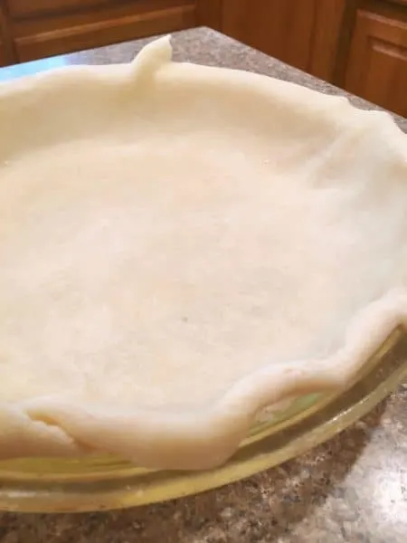 Tucking ends under for pie crust edges