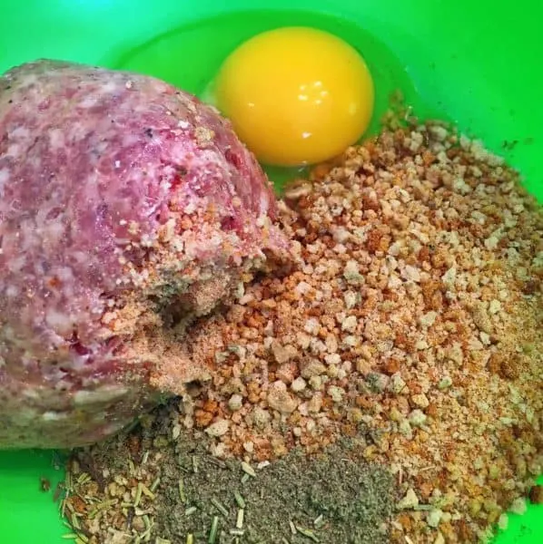 Stuffing Crumbs, Sausage, egg for sausage balls