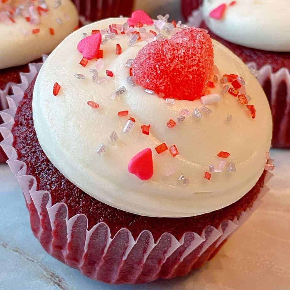 Red Velvet Cupcake With Cream Cheese Frosting