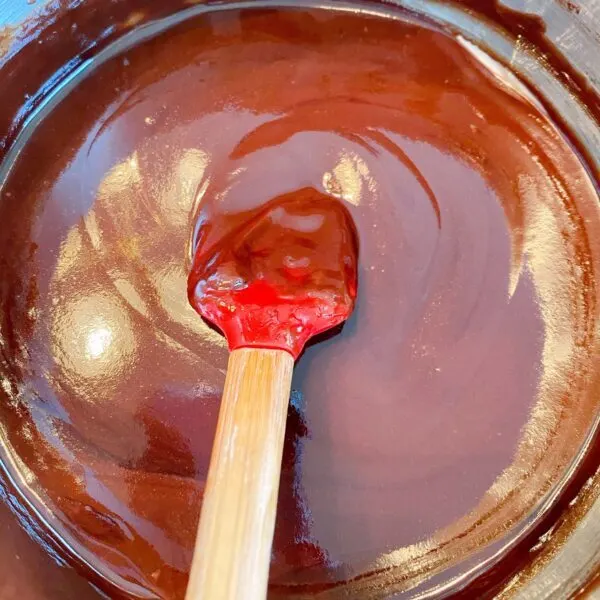 adding vanilla to melted chocolate