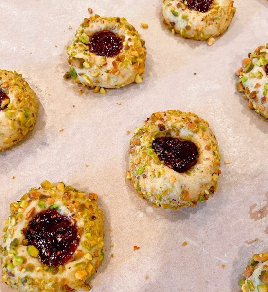 baked cookies on baking sheet. 