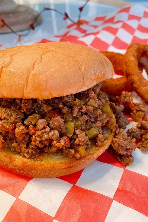 Super Easy Sloppy Joes on a bun