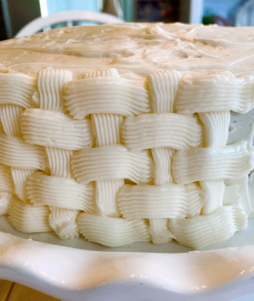Basket weave on side of cake.