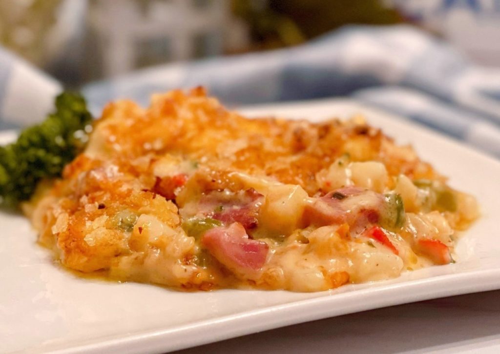 Cheesy Broccoli, Ham, and Hash browns casserole