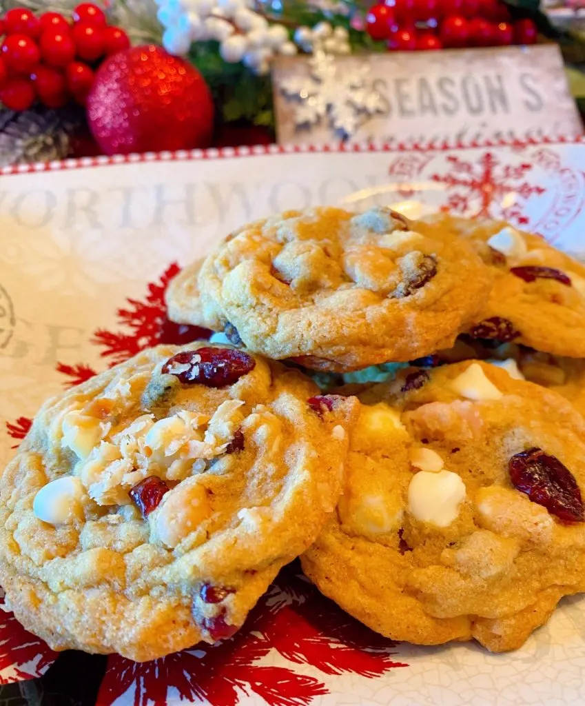 White Chocolate and Cranberry Cookies on a Christmas Plate.