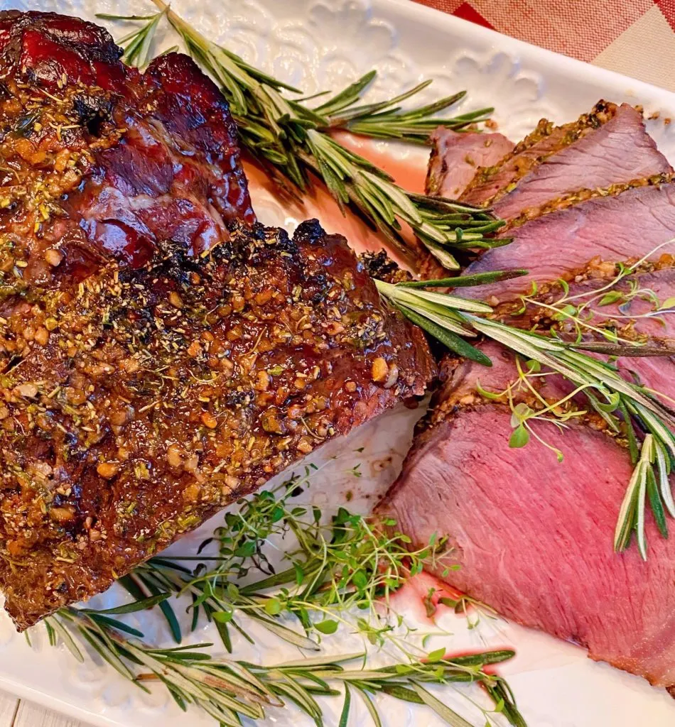 Top view of Herb Crusted Cross Rib Roast on serving platter.