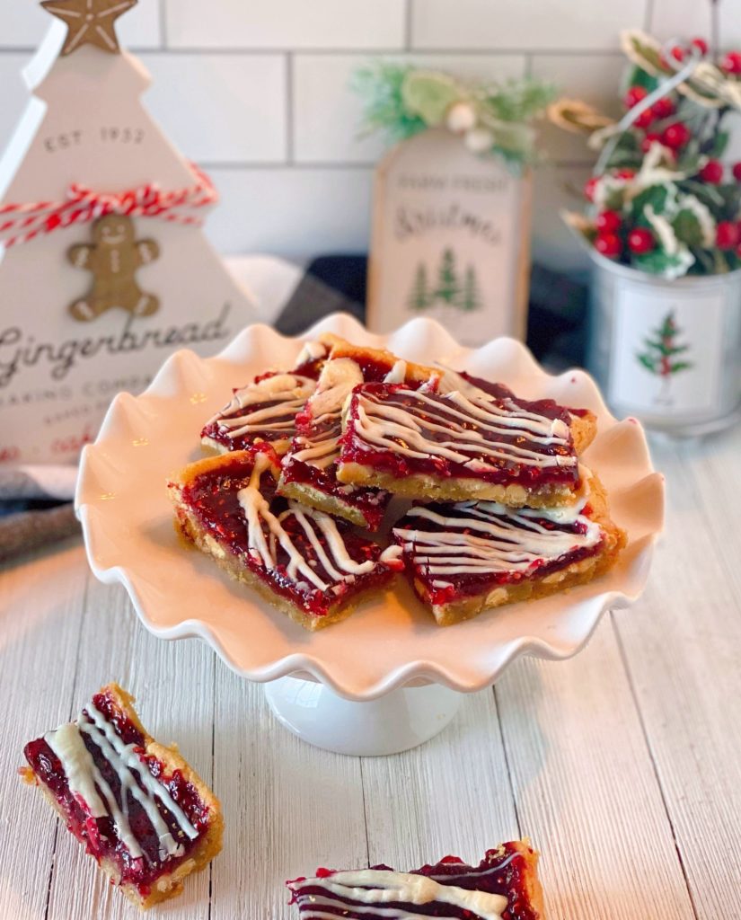 Small Cake Plate with stacked Raspberry White Chocolate Bars.