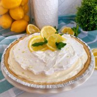 Easy No-Bake Lemon Cream Pie with lemon garnish.