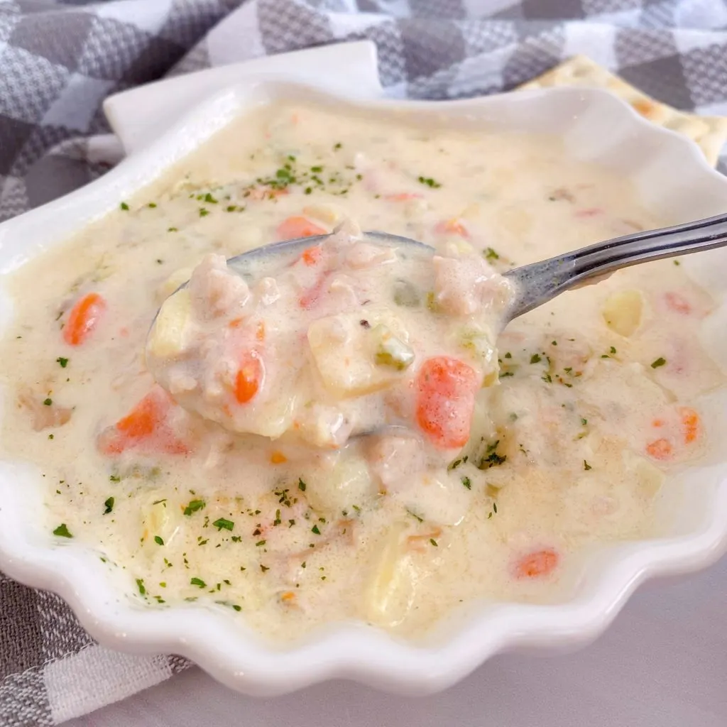 Clam Chowder - Taste and Tell