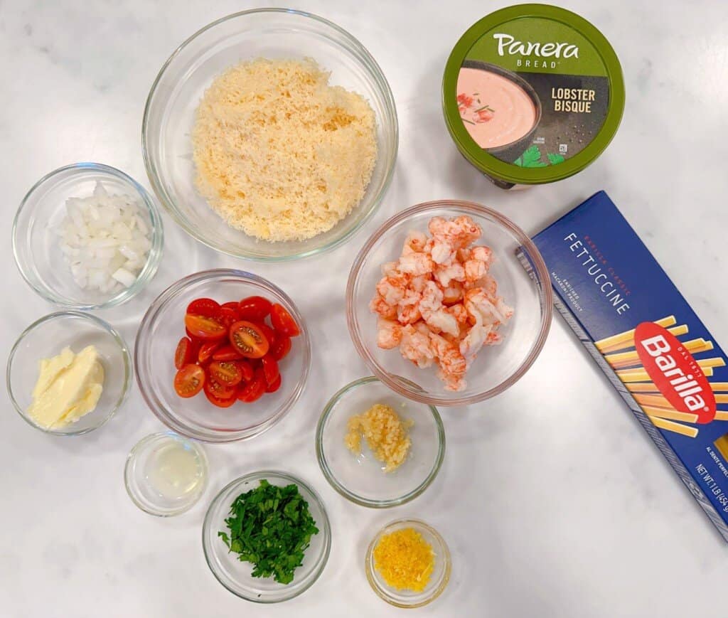 Ingredients for Lobster Bisque Pasta.