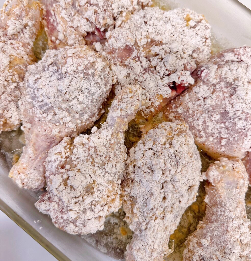 Place the chicken in the prepared baking dish.