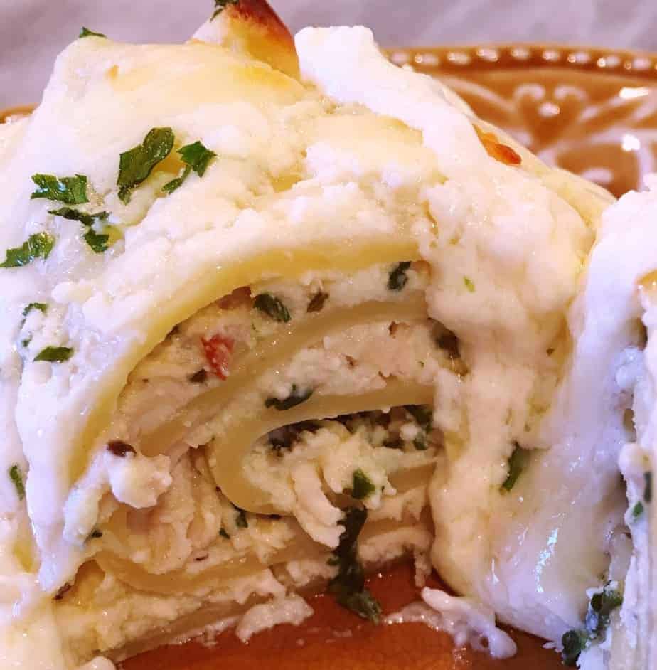 Spinach Chicken Alfredo Roll Ups | Norine's Nest
